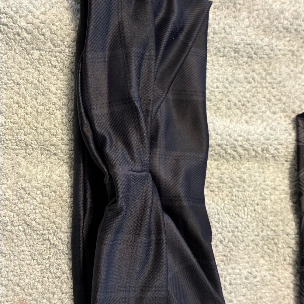 CVG Black Plaid Headband - Picture 2 of 2